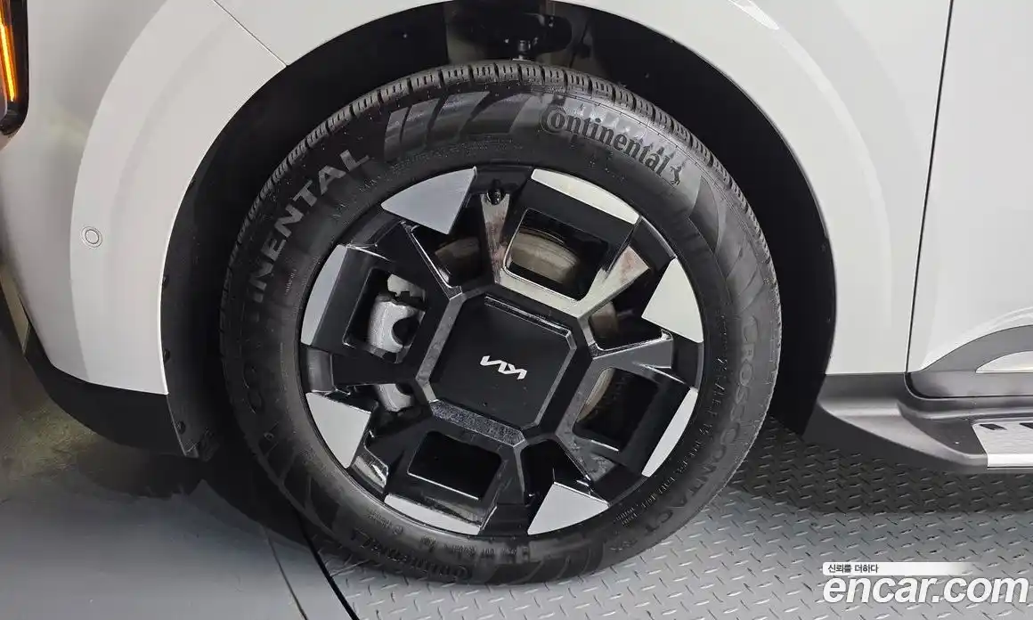 Kia Canival 2025 1.6 Автомат в Москве № 18643, фото 11