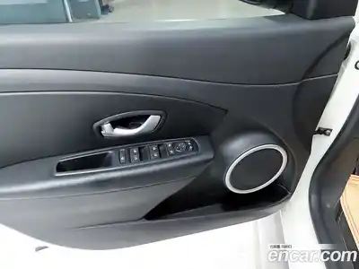 Renault SM3 2015 1.6 Автомат в Москве № 186532, миниатюра 12