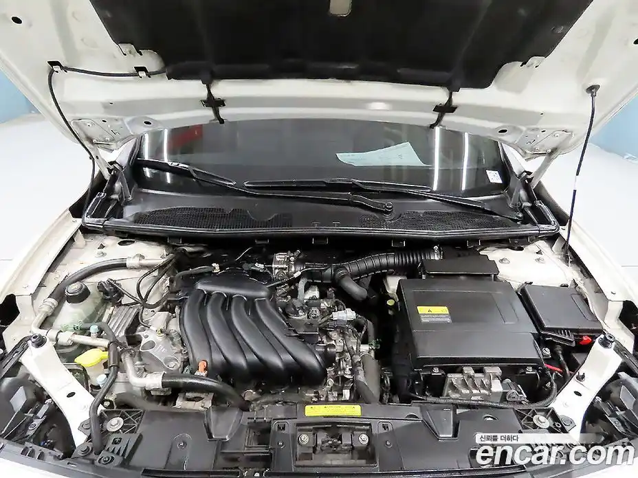 Renault SM3 2015 1.6 Автомат в Москве № 186532, фото 19