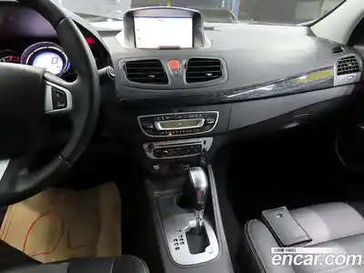 Renault SM3 2015 1.6 Автомат в Москве № 186532, миниатюра 9
