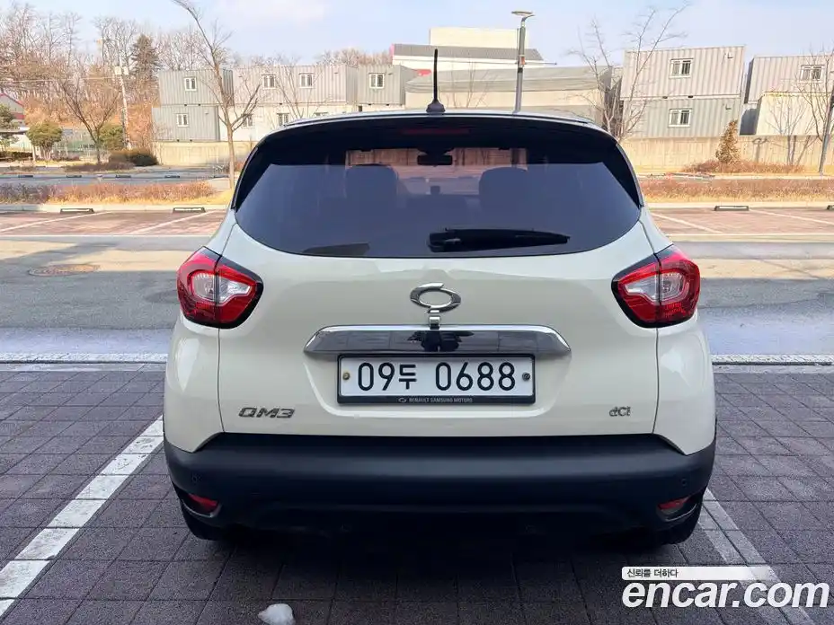 Renault QM3 2015 1.5 Автомат в Москве № 186693, фото 6