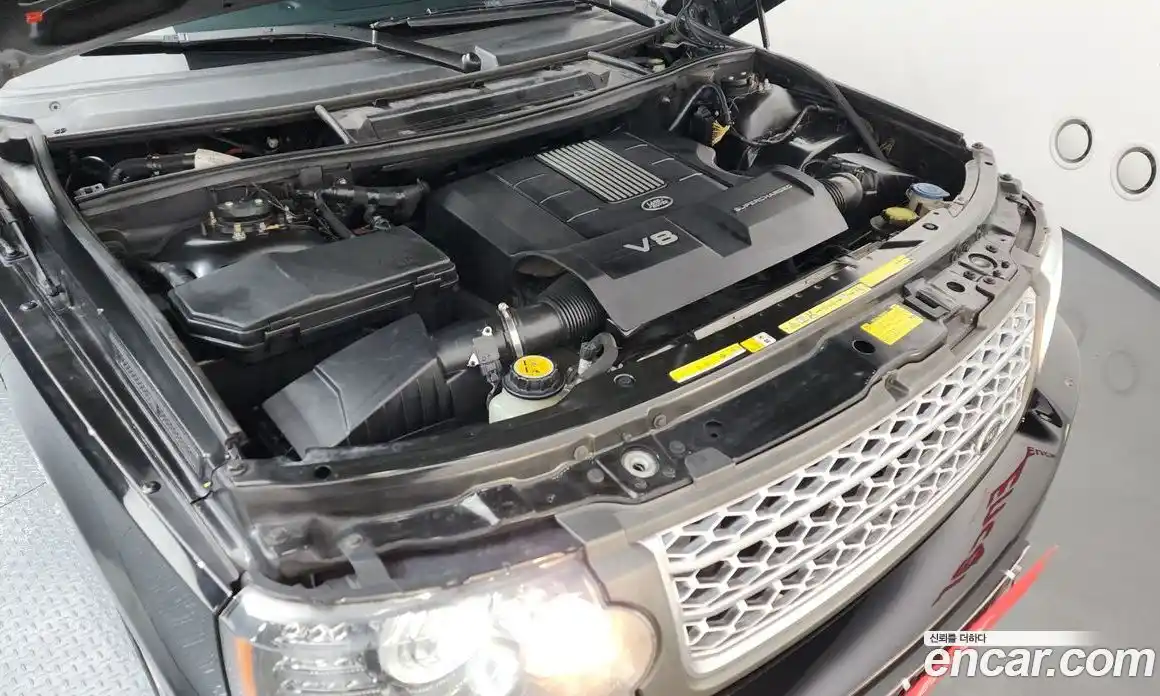 Land Rover Range-Rover 2010 5.0 Автомат в Москве № 188999, фото 14