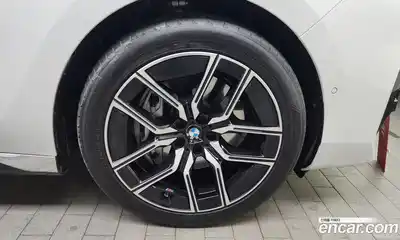 BMW 7-Series 2024 3.0 Автомат в Москве № 189745, миниатюра 3