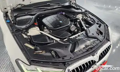 BMW 5-Series 2022 2.0 Автомат в Москве № 192095, миниатюра 8