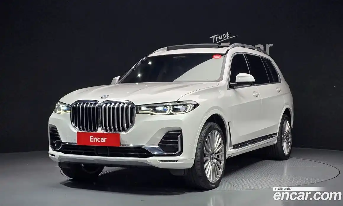 BMW X7 2021 3.0 Автомат в Москве № 193165, фото 1