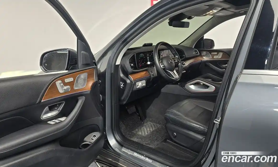 Mercedes-Benz GLE-Class 2021 3.0 Автомат в Москве № 194684, фото 10