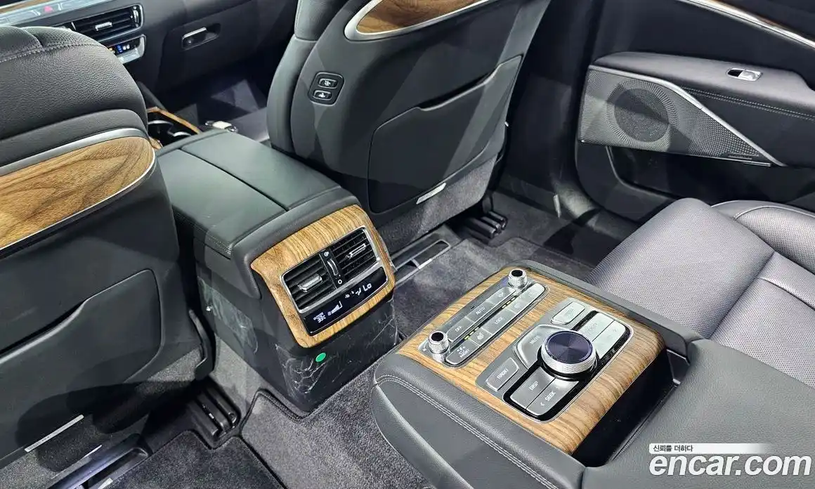 Kia K9 2023 3.8 Автомат в Москве № 19624, фото 3