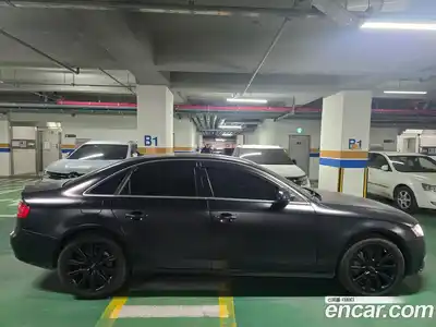 Audi A4 2009 2.0 Автомат в Москве № 196872, миниатюра 3