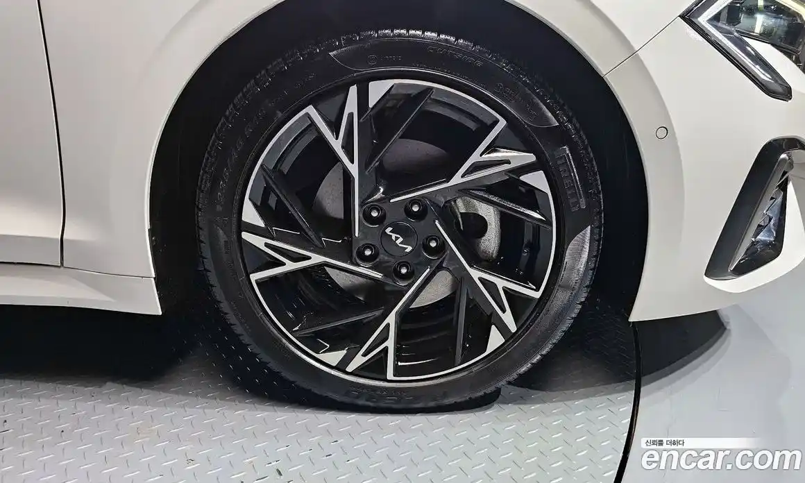 Kia K5 2024 1.6 Автомат в Москве № 19689, фото 6