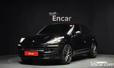 Porsche Macan, 2022