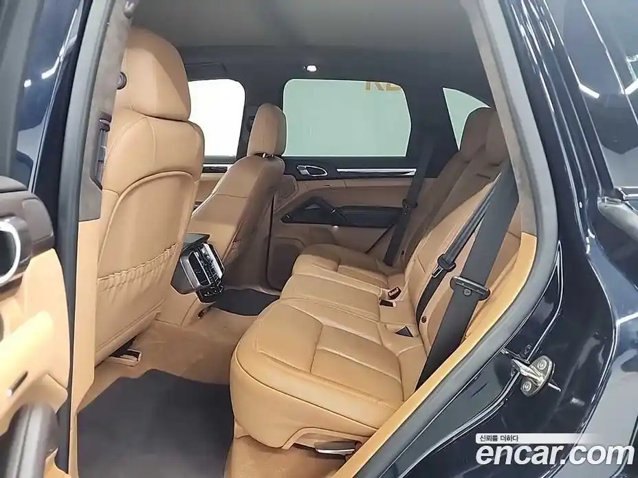 Porsche Cayenne 2016 3.6 Автомат в Москве № 197565, фото 12