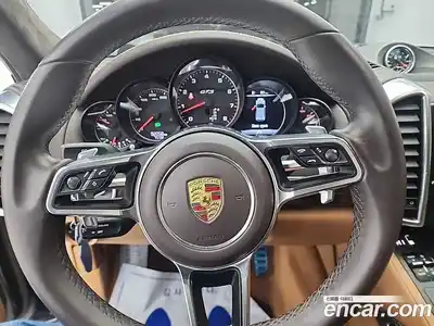 Porsche Cayenne 2016 3.6 Автомат в Москве № 197565, миниатюра 9