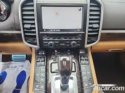 Porsche Cayenne 2016 3.6 Автомат в Москве № 197565, миниатюра 10