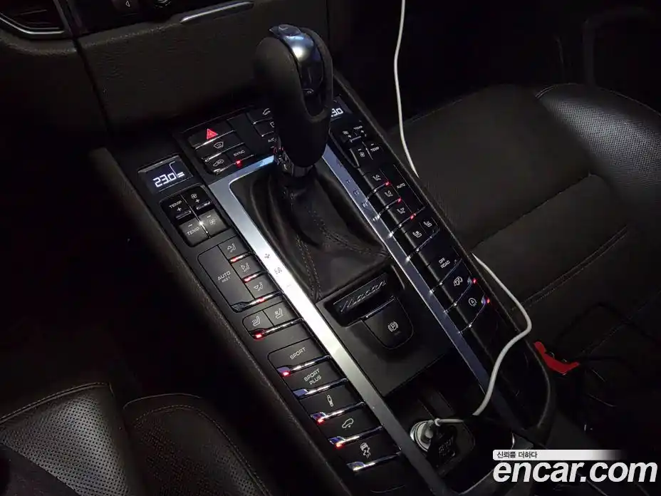 Porsche Macan 2015 3.6 Автомат в Москве № 198000, фото 14