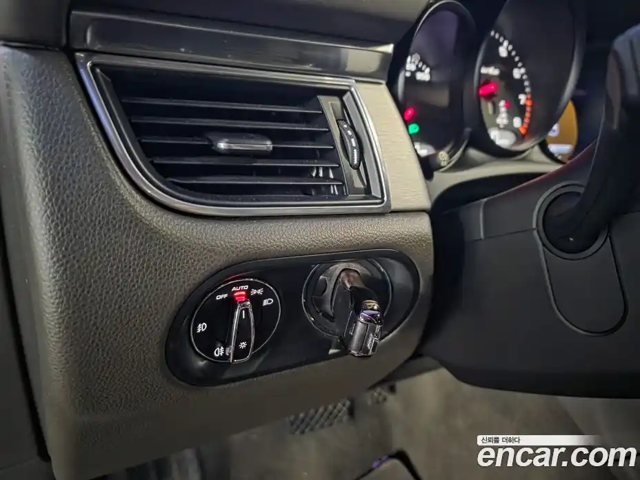 Porsche Macan 2015 3.6 Автомат в Москве № 198000, фото 8