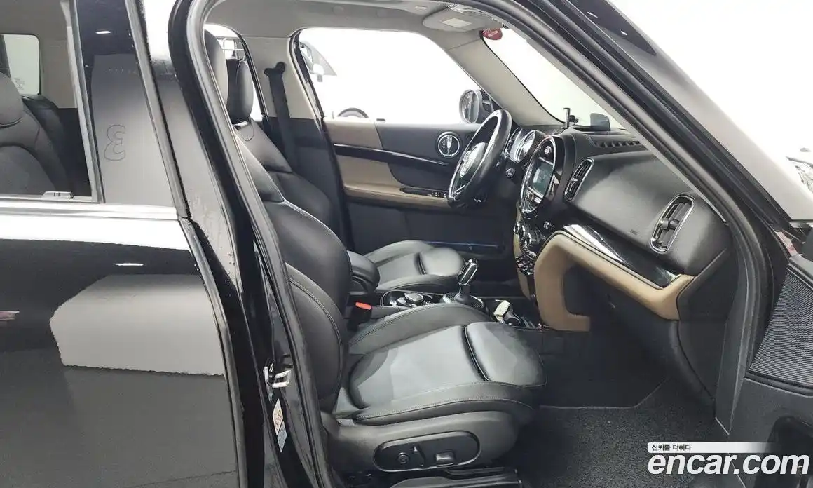 Mini Countryman 2019 2.0 Автомат в Москве № 198462, фото 16