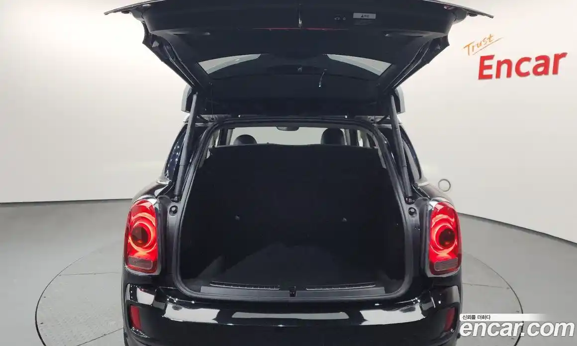 Mini Countryman 2019 2.0 Автомат в Москве № 198462, фото 17