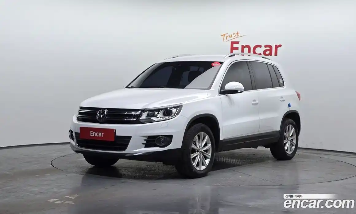 Volkswagen Tiguan 2015 2.0 Автомат в Москве № 199116, фото 12