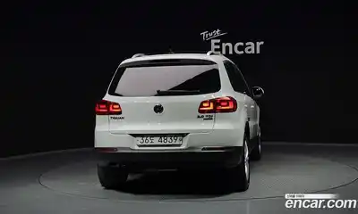 Volkswagen Tiguan, 2015
