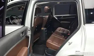 Volkswagen Tiguan 2015 2.0 Автомат в Москве № 199269, миниатюра 10