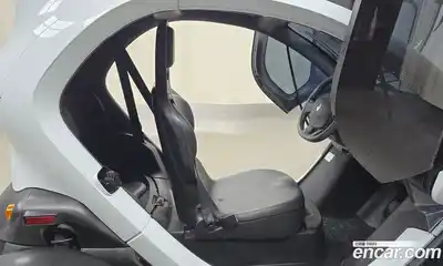 Renault Twizy 2020 0.1 Автомат в Москве № 203968, миниатюра 12