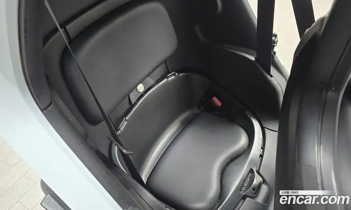 Renault Twizy 2020 0.1 Автомат в Москве № 203968, фото 20