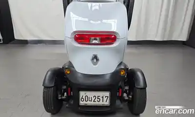 Renault Twizy 2020 0.1 Автомат в Москве № 203968, миниатюра 3