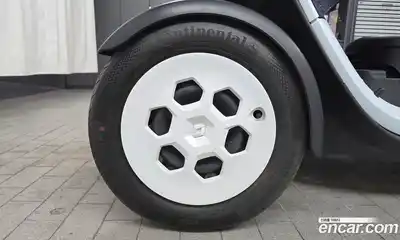 Renault Twizy 2020 0.1 Автомат в Москве № 203968, миниатюра 8