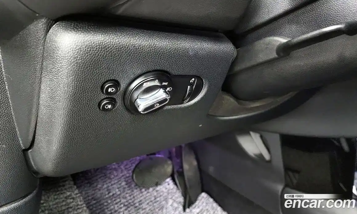 Mini Cooper 2015 1.5 Автомат в Москве № 211364, фото 14