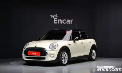 Mini Cooper 2015 1.5 Автомат в Москве № 211364, миниатюра 2