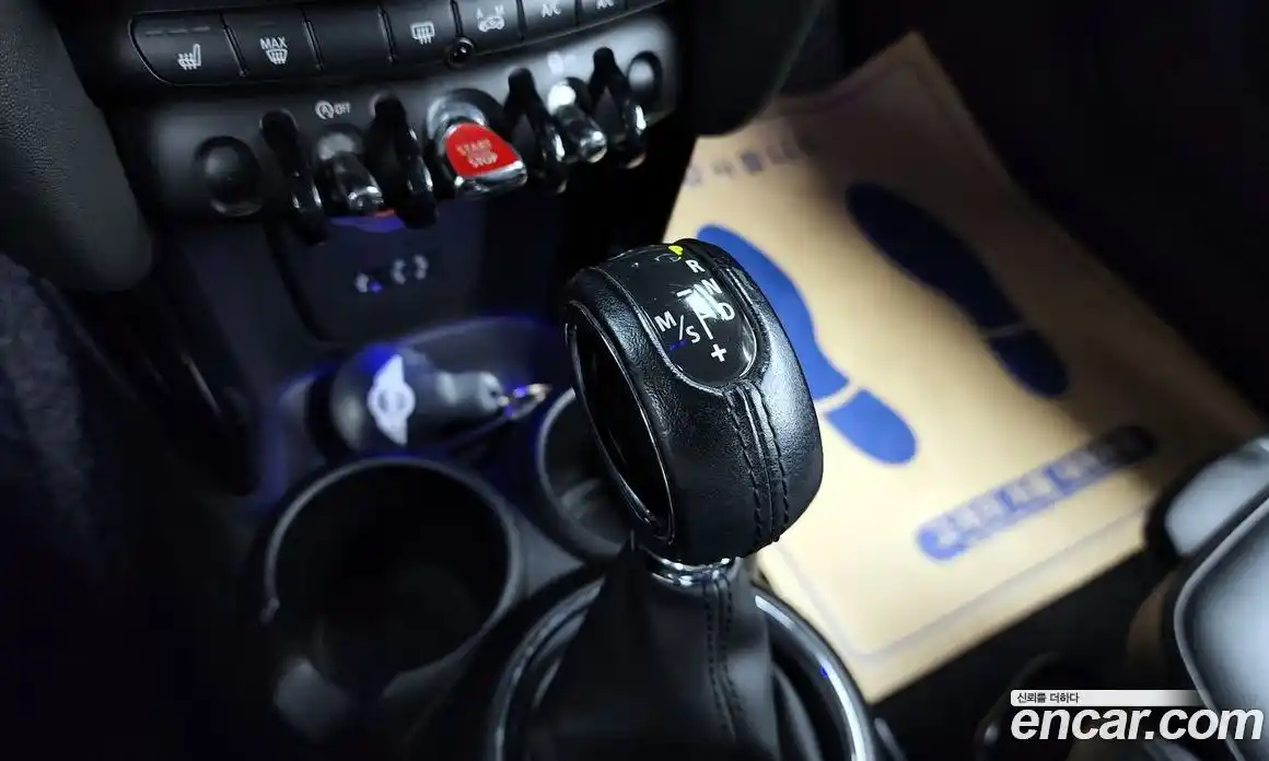 Mini Cooper 2015 1.5 Автомат в Москве № 211364, фото 3