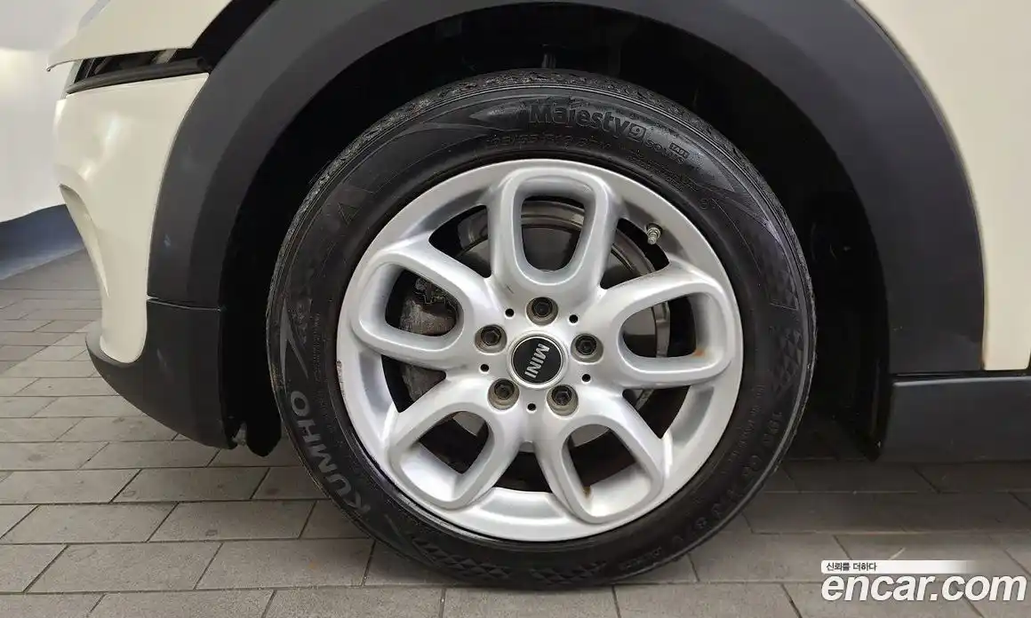 Mini Cooper 2015 1.5 Автомат в Москве № 211364, фото 4