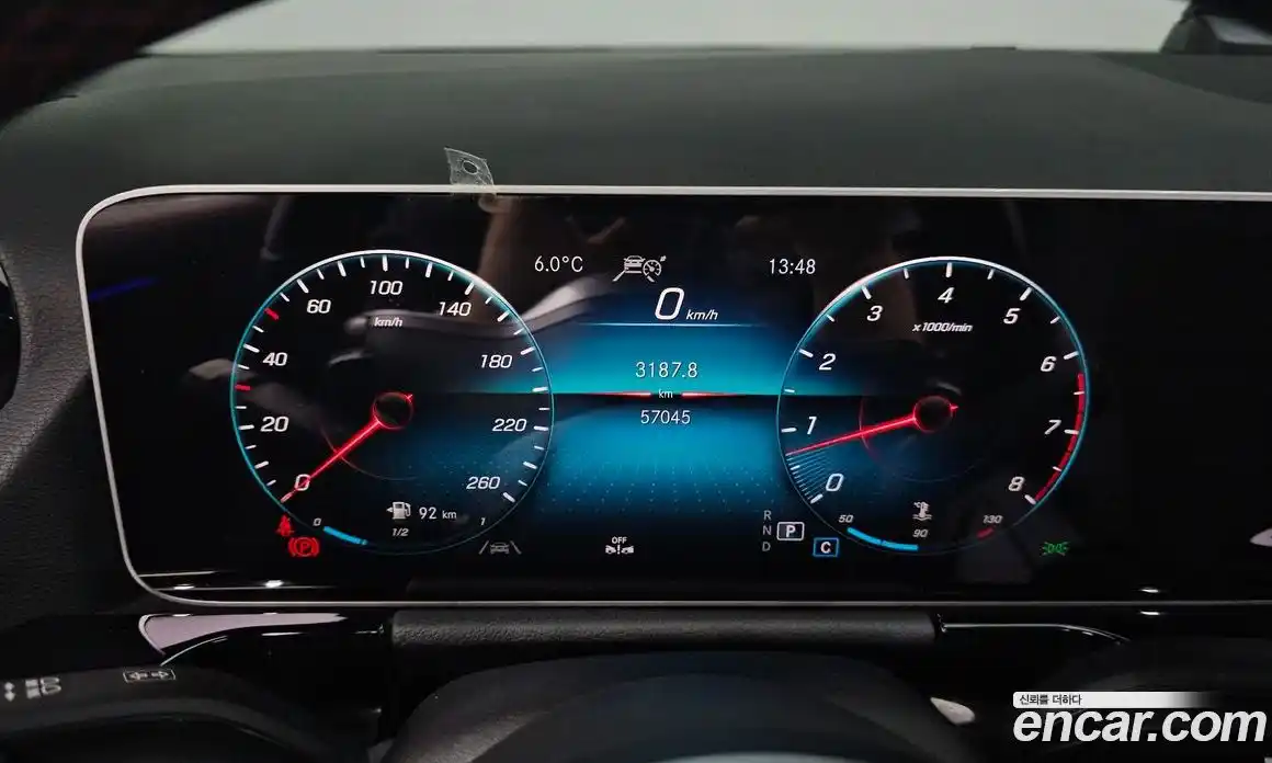 Mercedes-Benz GLA-Class 2020 2.0 Автомат в Москве № 211674, фото 12