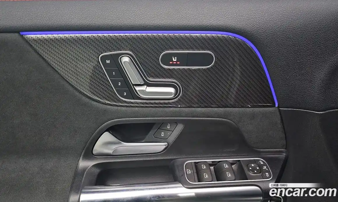 Mercedes-Benz GLA-Class 2020 2.0 Автомат в Москве № 211674, фото 20