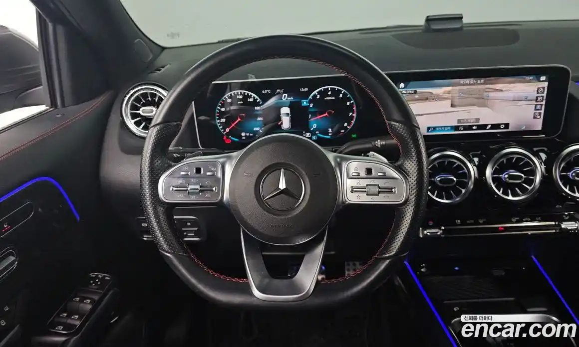 Mercedes-Benz GLA-Class 2020 2.0 Автомат в Москве № 211674, фото 9