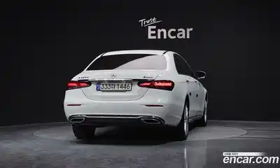 Mercedes-Benz E-Class 2023 1.9 Автомат в Москве № 211909, миниатюра 4