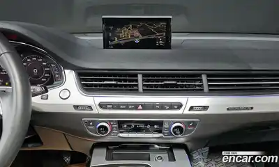 Audi Q7 2019 2.0 Автомат в Москве № 212575, миниатюра 7