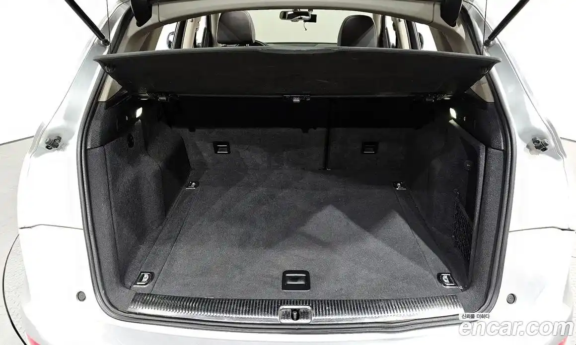 Audi Q5 2012 2.0 Автомат в Москве № 212602, фото 16