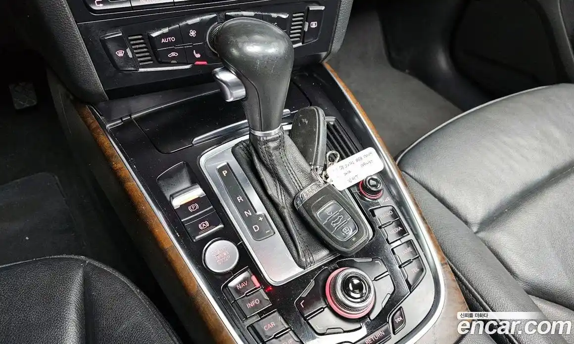 Audi Q5 2012 2.0 Автомат в Москве № 212602, фото 4