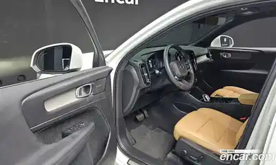 Volvo XC40 2021 2.0 Автомат в Москве № 212891, миниатюра 6