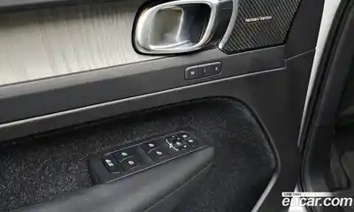 Volvo XC40 2021 2.0 Автомат в Москве № 212891, миниатюра 9