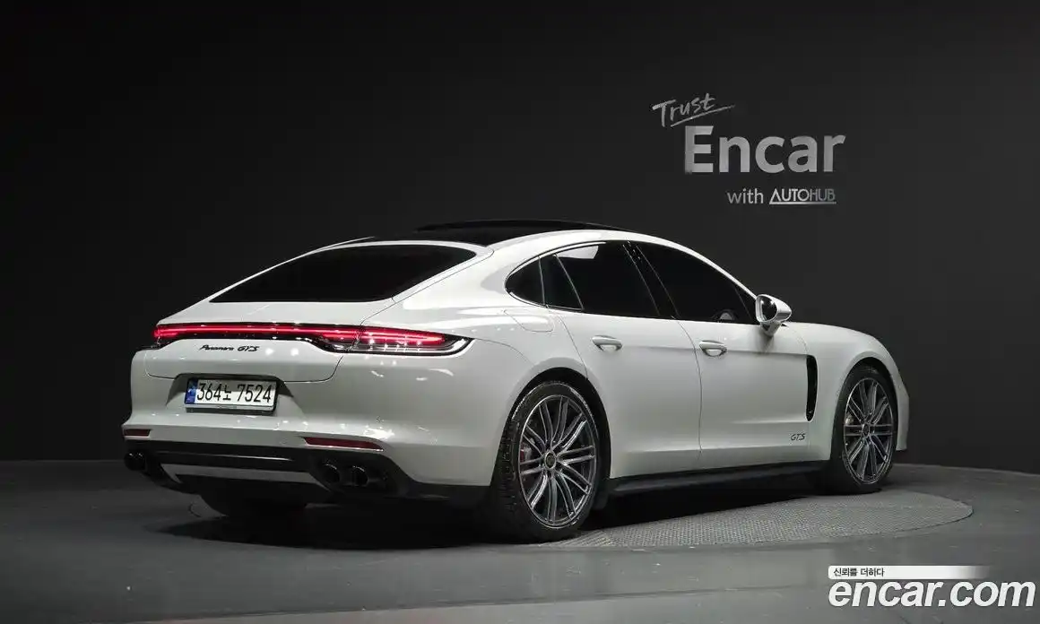 Porsche Panamera 2024 4.0 Автомат в Москве № 213035, фото 15