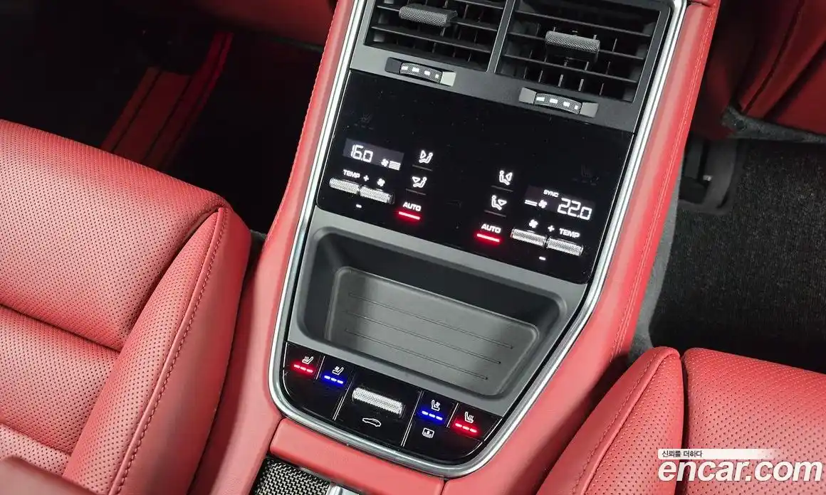 Porsche Panamera 2024 4.0 Автомат в Москве № 213035, фото 18