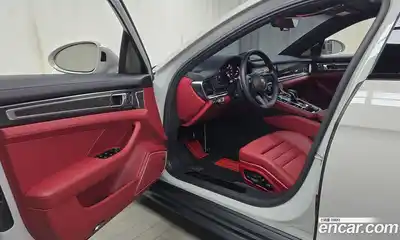 Porsche Panamera 2024 4.0 Автомат в Москве № 213035, миниатюра 9