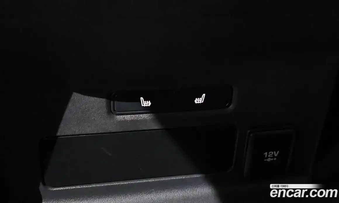 Land Rover Range-Rover Velar 2018 2.0 Автомат в Москве № 213548, фото 20