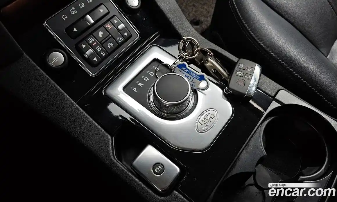 Land Rover Discovery 2016 3.0 Автомат в Москве № 213726, фото 9