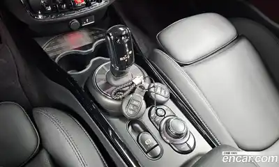 Mini Clubman 2024 1.5 Автомат в Москве № 214195, миниатюра 3