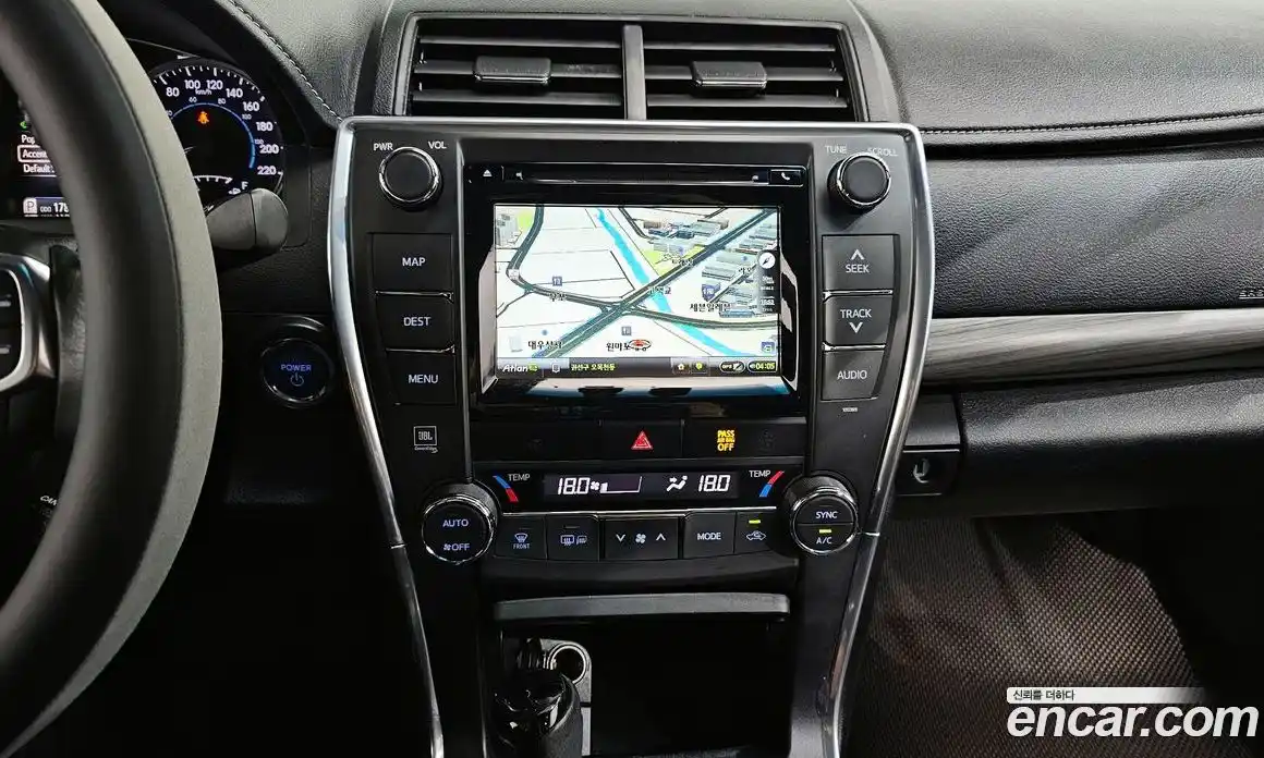 Toyota Camry 2015 2.5 Автомат в Москве № 215542, фото 11