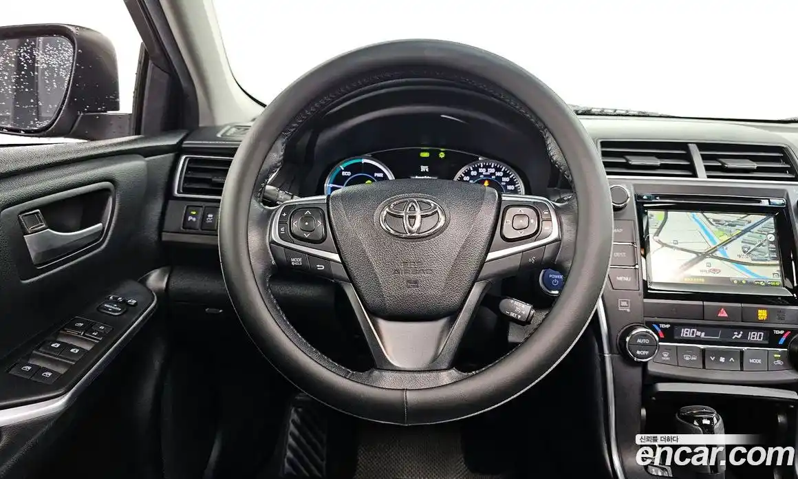 Toyota Camry 2015 2.5 Автомат в Москве № 215542, фото 12