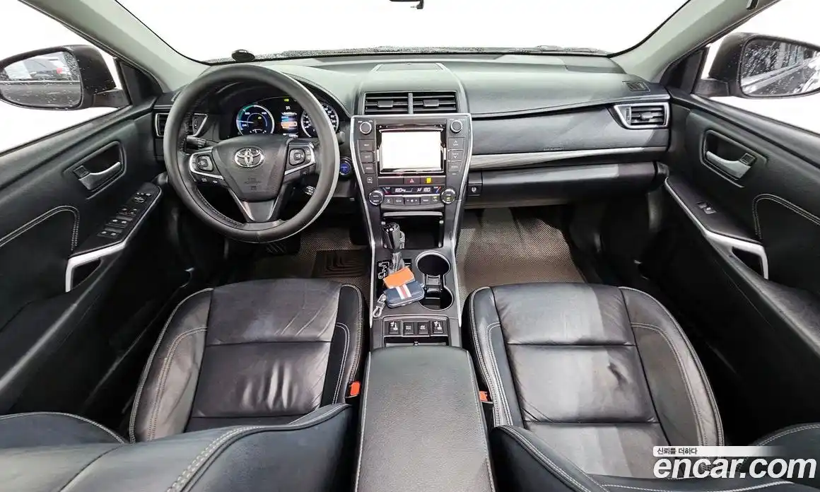 Toyota Camry 2015 2.5 Автомат в Москве № 215542, фото 17